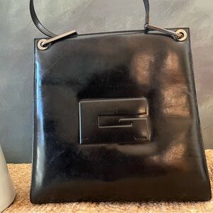 ❤️❤️Sold❤️❤️Gucci Glossy Black Leather Tote